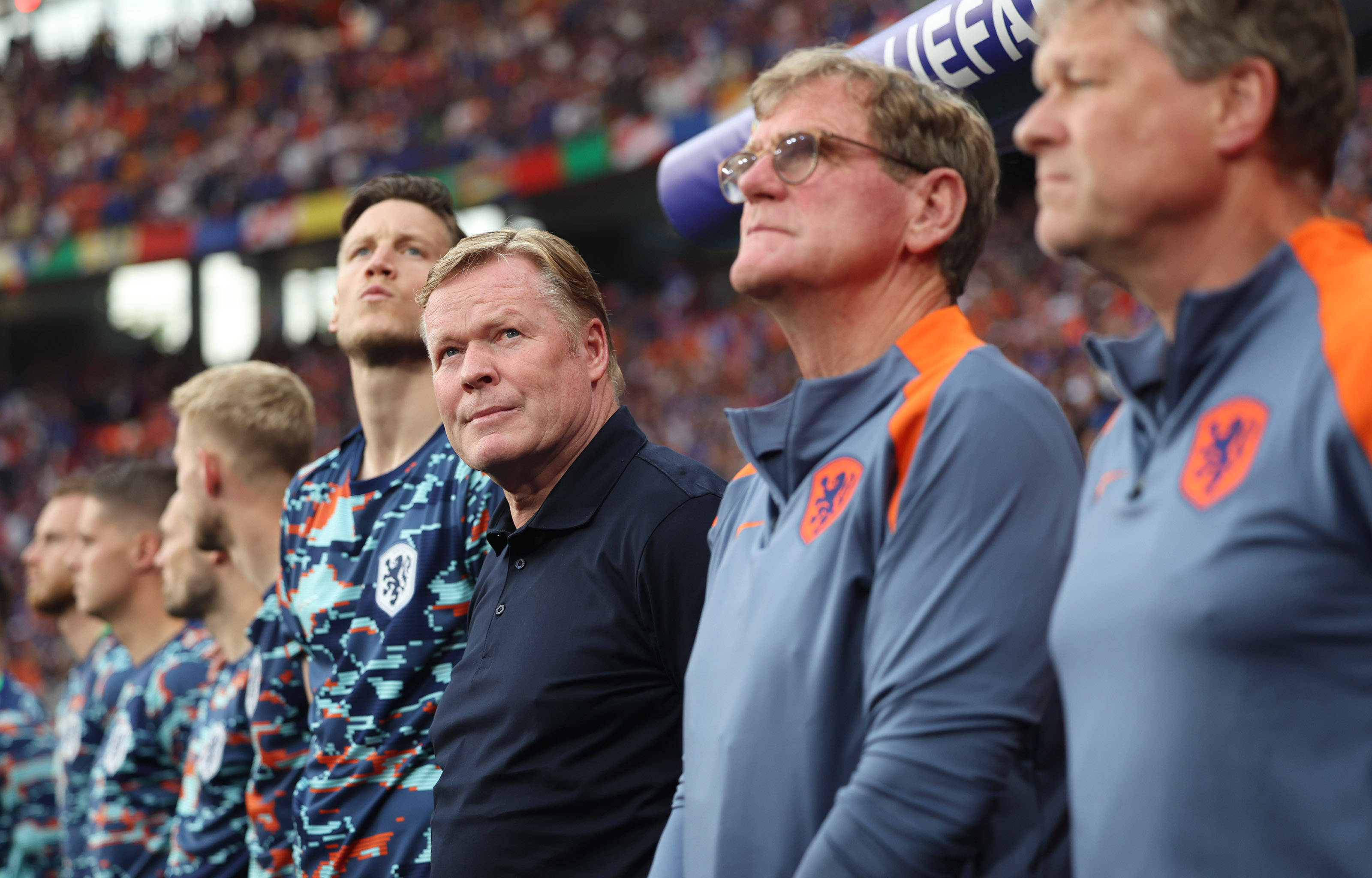 荷兰队斩获成功,向着欧锦赛迈进的简单介绍 荷兰队斩获成功,向着欧锦赛迈进的简单介绍