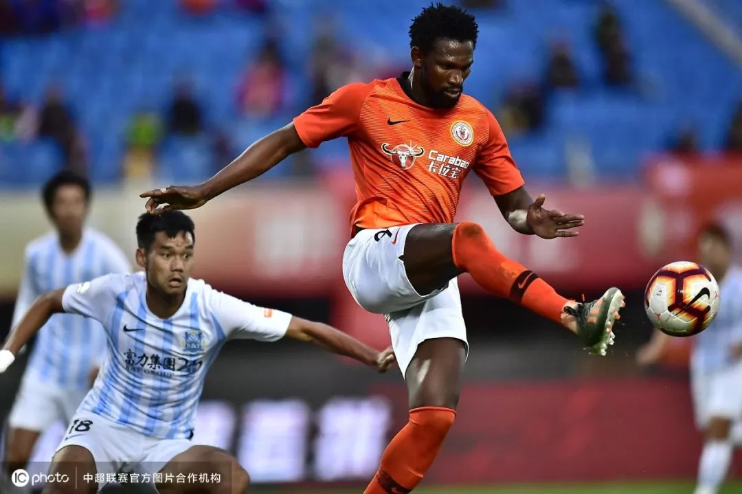 包含广州富力击败北京人和,欲进一步冲击前列的词条 包含广州富力击败北京人和,欲进一步冲击前列的词条